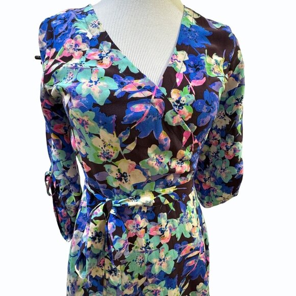 Yumi Kim 100% Silk Wrap Dress Women XS Blue Floral 3/4 Sleeve Cottagecore Garden - Picture 2 of 13